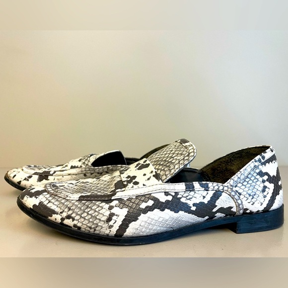 Zara Faux Snakeskin pattern black and white brogue Loafers women’s size 37 - Picture 2 of 9